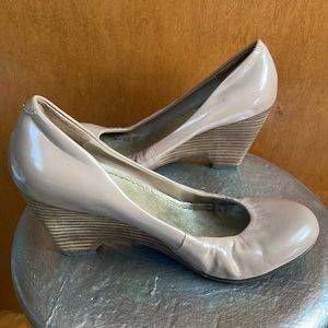 Jessica Simpson Nude Patent Leather Wedges